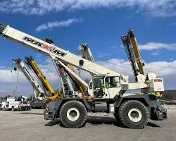 Rough Terrain Crane