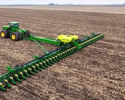 John Deere 1775 NoTill Plow